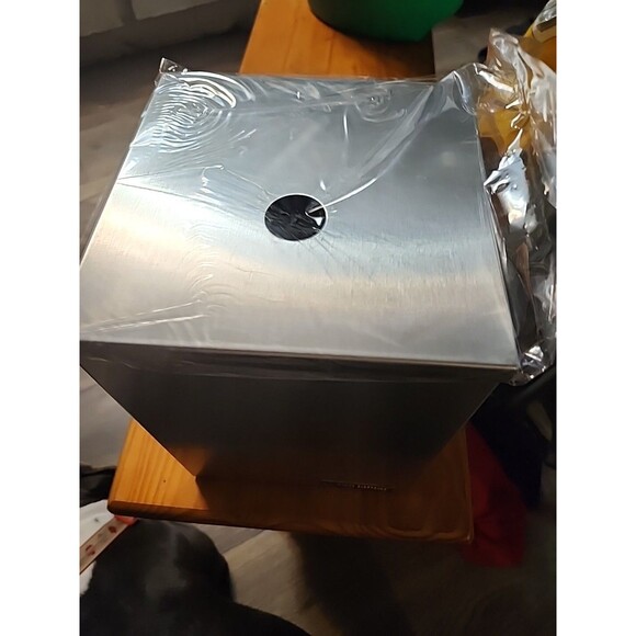 San Jamar FrontLine Countertop Condiment Box System – Stainless Dispenser N Pump - Picture 3 of 6